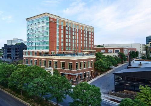 Rutledge Hill Hotel | Hilton Garden Inn Nashville Downtown Convention Center