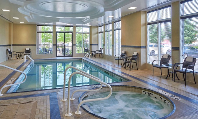 Northeast Mississauga Hotel | Hilton Garden Inn Toronto Airport West/Mississauga