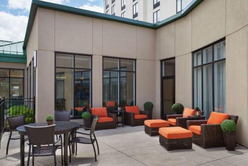 Northeast Mississauga Hotel | Hilton Garden Inn Toronto Airport West/Mississauga