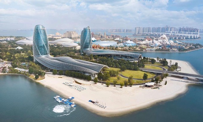 Hainan Resort | Hilton Hainan Ocean Flower Island