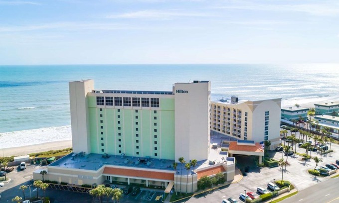 Indialantic Hotel | Hilton Melbourne Beach Oceanfront