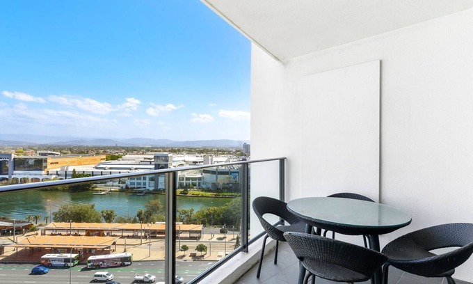 Broadbeach Apartment | Hinterland Views 2BR apartment - Sierra Grand - CoastHM