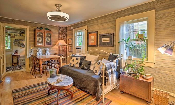 Virginia Highland Apartment | Hip Apartment Near Old Fourth Ward & Downtown ATL