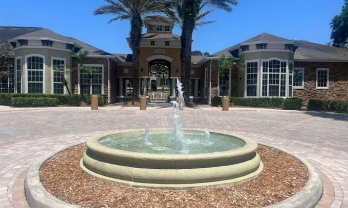 Tampa Apartment | Hip Condo EZ Access to All!