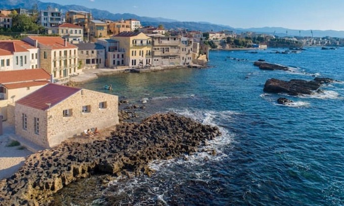 Halepa Villa | Hippocampo Waterfront Villa