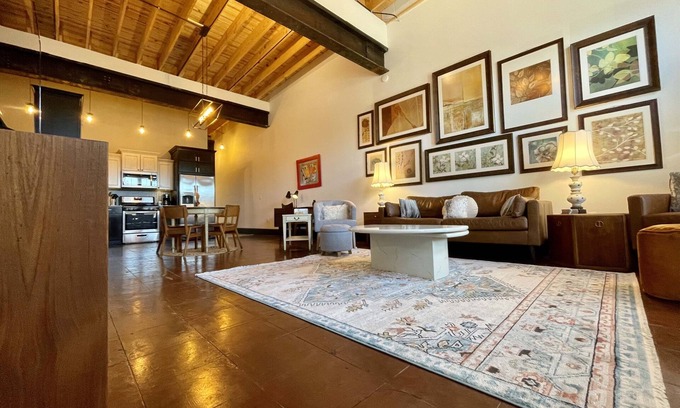 Mountain Home Apartment | Historic 1 bd/br in 1920's Chevy Dealership apt. 4