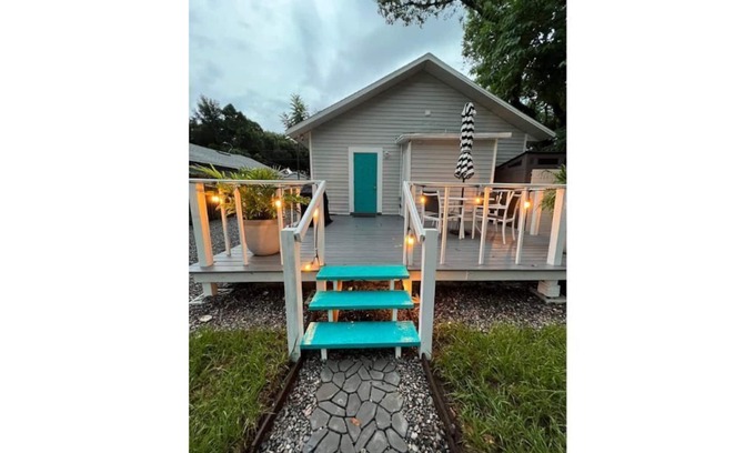 East Tampa House | Historic 2 Bed 1 Bath Bungalow in Seminole Heights