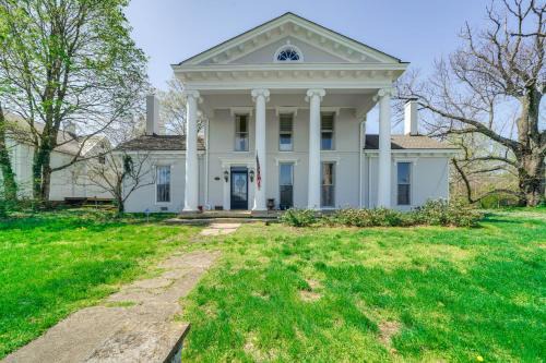 Nicholasville House | Historic and Spacious Family Home in Nicholasville!
