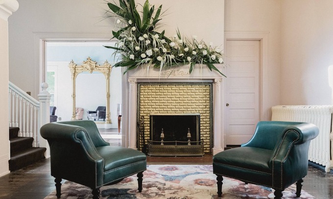Cobden Bed & Breakfast | Historic B&B Mansion, Wedding & Event venue in the Heart of Wine Country!