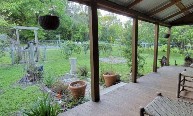Worthington Springs Cabin | Historic Cabin Magic near Springs and UF