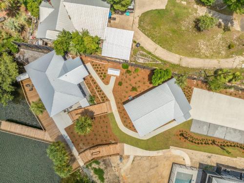 Bunkers Cove Apartment | Historic Downtown Waterfront Access Near Beach
