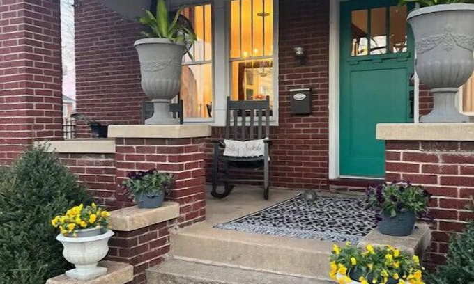 Washington House | Historic Downtown 1910 Brick 2 Story Home