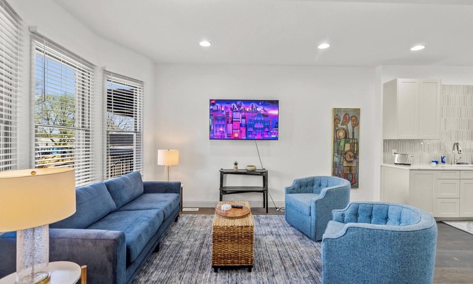 Cedar Falls House | Historic Downtown Brownstone Completely Renovated!