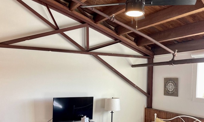 Brunswick Apartment | Historic Downtown Brunswick Studio Loft