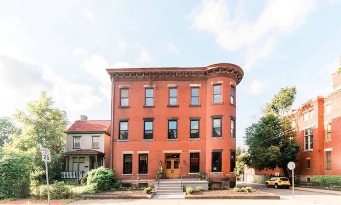 Manchester Apartment | Historic Hamilton Music Hall Studio