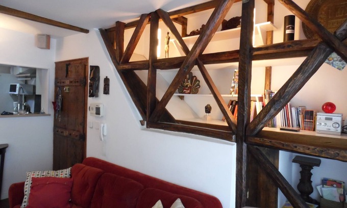 Pena Apartment | Historic heart apartment