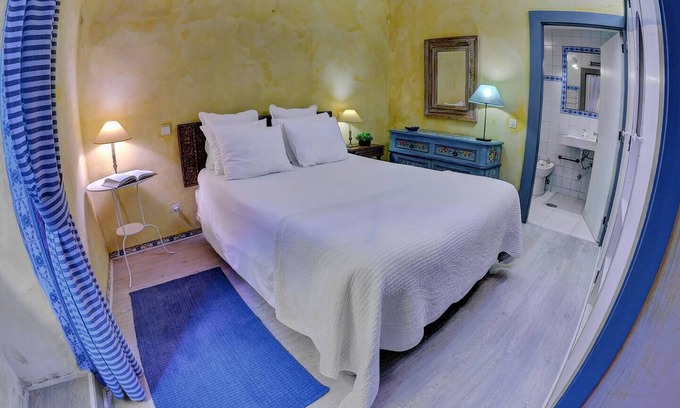 Aldoar Foz do Douro e Nevogilde Apartment | Historic house opposite the mouth of the River Douro.