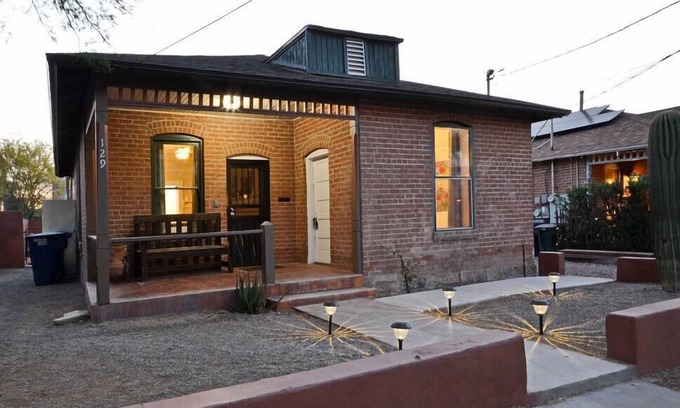 Iron Horse House | Historic Iron Horse Downtown Home and Guest Home