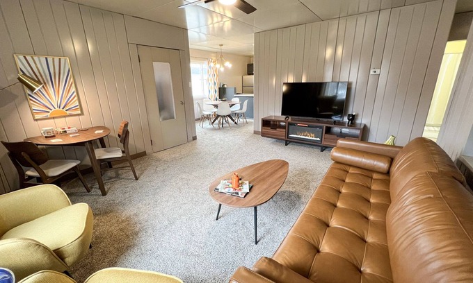 Dallas Center House | Historic Lustron home near the RRVT, 72 m paved bike trail
