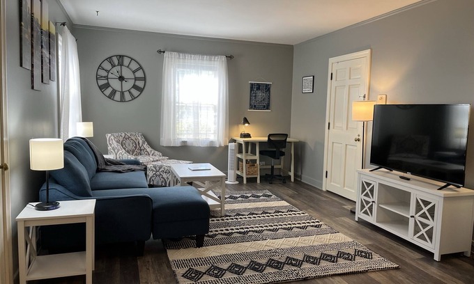 Sioux Falls Apartment | Historic Mc Kennan Park Apt 2 (1 bed 1 bath) - KP220APT2