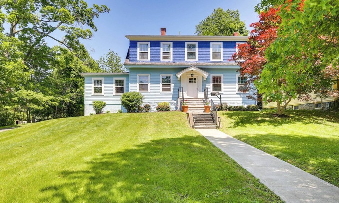 Poughkeepsie House | Historic Poughkeepsie Home Near Arlington & Vassar