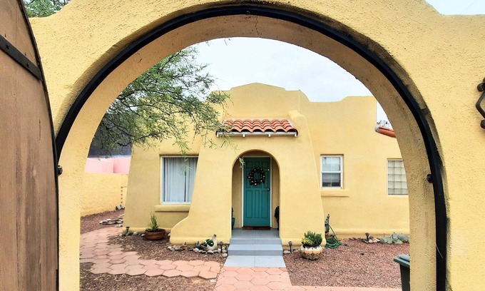Rincon Heights House | Historic private 3 bed 2 bath, Walk to the University.