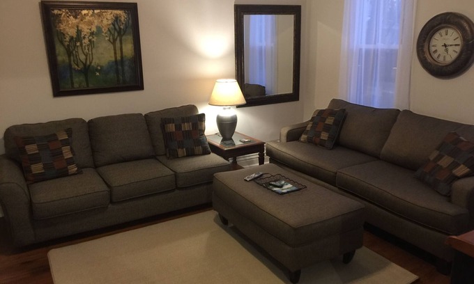 Port Huron Apartment | Historic Queen Anne Home In The Heart Of Port Huron