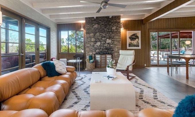 Barton Heights House | Historic Retreat | Barton Springs, Zilker Park