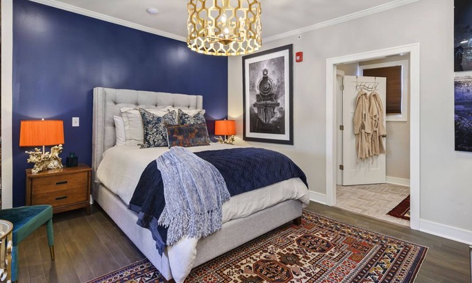 Parkville Apartment | ✰Historic Retreat✰ on Charming Main Street