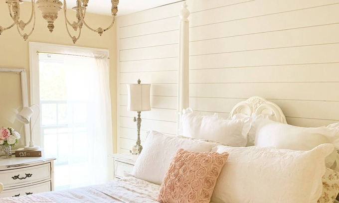 Lakeland House | Historic Rose Cottage- pool, hot tub, treehouse, beach!