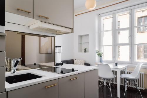 Helsinki City Centre Apartment | Historical Studio in Kruununhaka with Great Location!