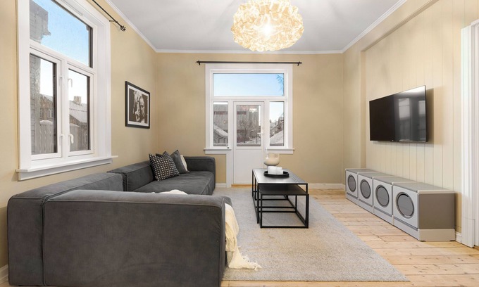 Tromso Apartment | Historical Villa in the city center