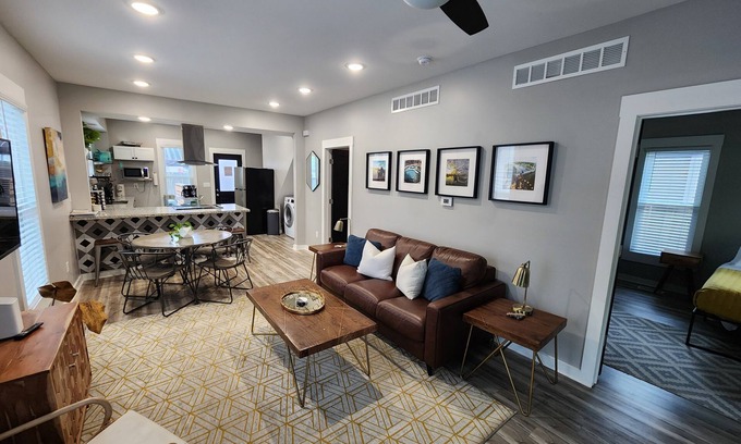 Wichita House | Historically Luxurious Delano