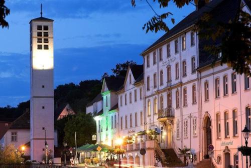 Bad Karlshafen Hotel | Historisches Hotel zum Schwan