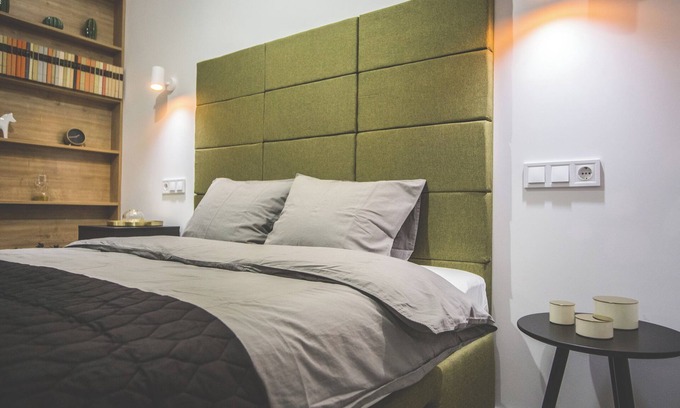 Erzsebetvaros Apartment | History, steps from Budapest Ruin Bars and streetfood,Charming 1-bedroom studio