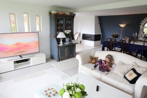 Skovbyballe Villa | Hjemlig idyl nær strand og by