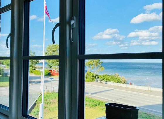 Faxe Ladeplads Apartment | Hjortholms Bistro nr 1