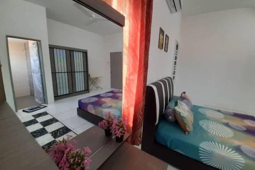 Kampung Pengkalan House | HM Homestay Lahat, Station 18, Ipoh 'مسلم'