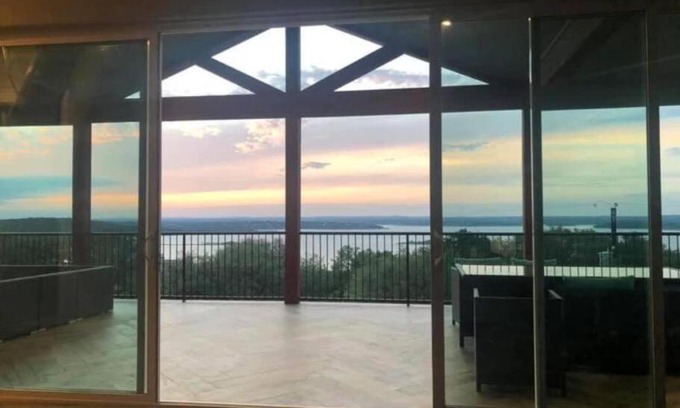 Canyon Lake House | Hm w/IslandView-Boat & GolfCart rental Available!