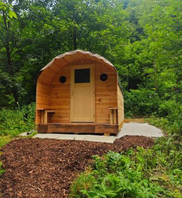 Kirchensittenbach Other | Hobbit Hütte am Bach ohne Bettwäsche