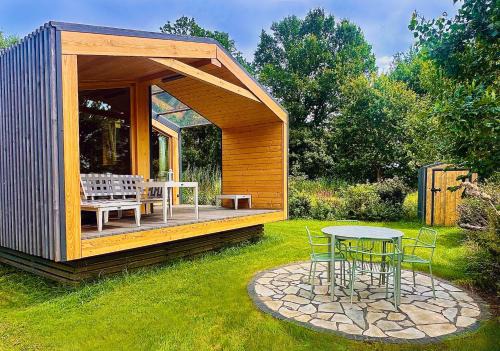 Bleckede House | Hochwertiges Tiny House 'Elbhütte' mit Wiesenblick 101
