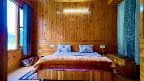 Jibhi House | Hodophile