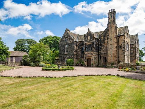 Barnsley House | Hodroyd Hall