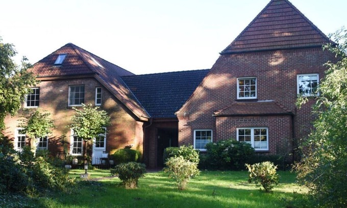Loxstedt House | Hof-Freigeist Wiesenblick