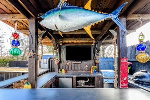 Fayetteville House | Hog Heaven