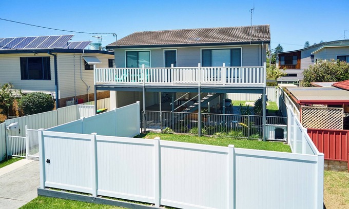 Harrington House | Hogan Street Retreat relax and enjoy the outside entertainers delight