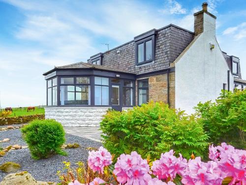 Inverurie House | Hogholm Farmhouse