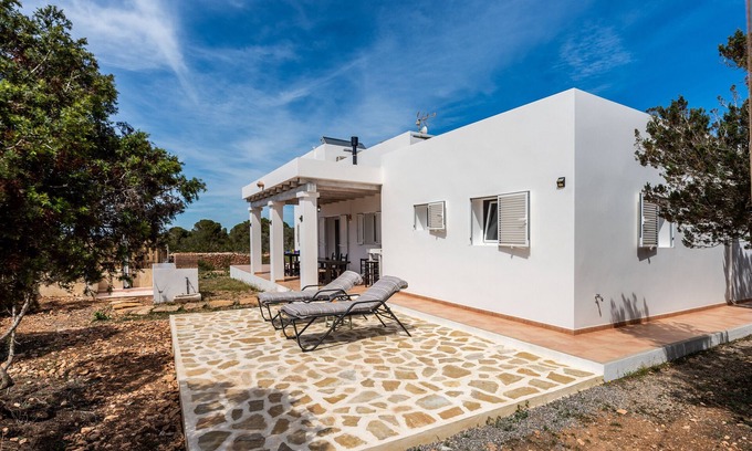 Formentera House | Holiday Home 'Casa Es Vedrà' with Sea View, Wi-Fi and Air Conditioning