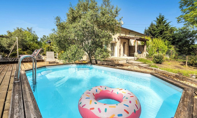 Petit-Palais-et-Cornemps House | Holiday Home 'Bienvenue À Zot' with Private Pool, Private Terrace and Wi-Fi