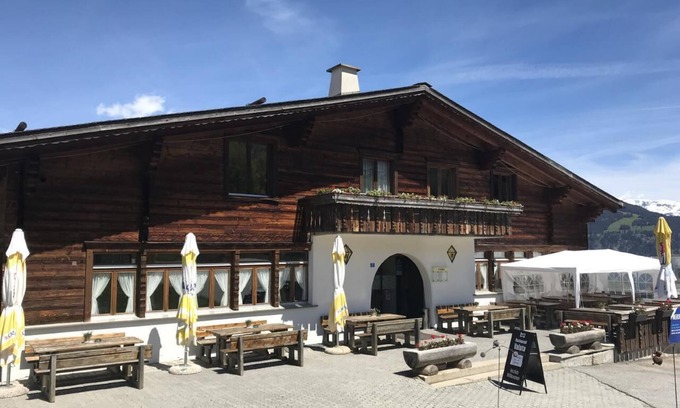 Tavanasa Apartment | Holiday apartment Surcuolm (Obersaxen) for 1 - 7 persons with 2 bedrooms - Holiday apartment